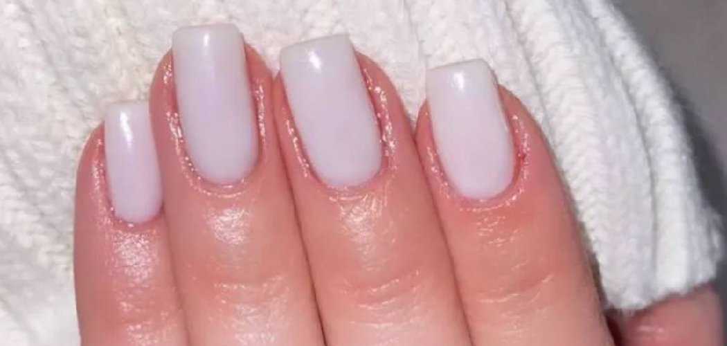 How to Apply White Nail Polish