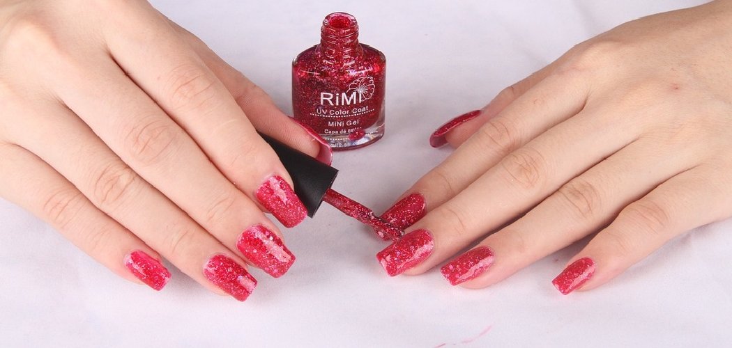 How to Get Gel Nail Polish Off